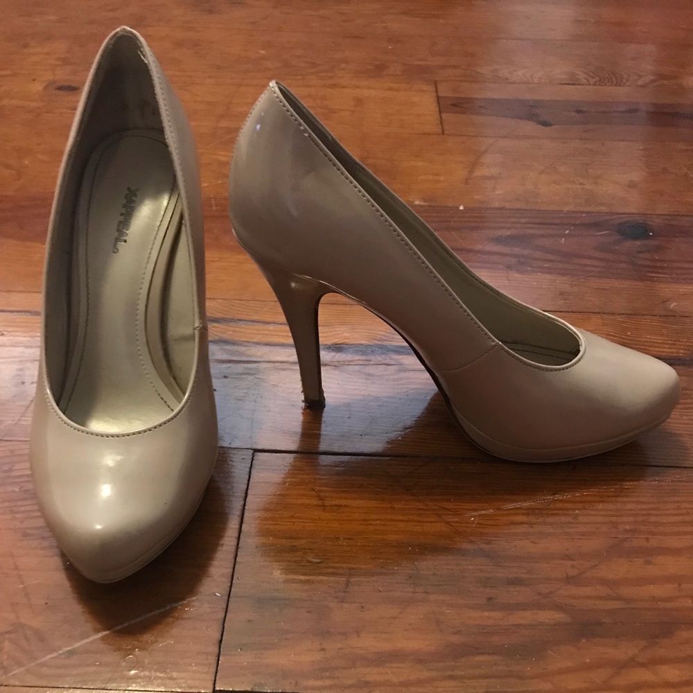 Patent nude heels